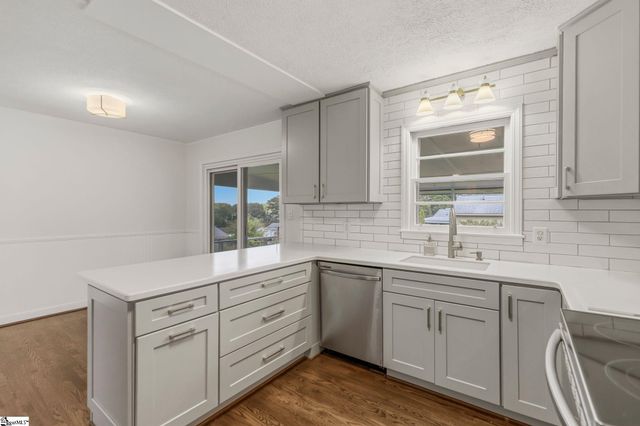 18 Bent Twig Drive, Greenville, SC 29605