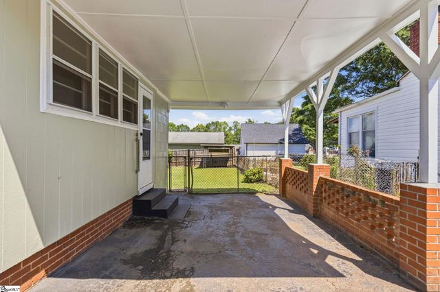 18 Bent Twig Drive, Greenville, SC 29605