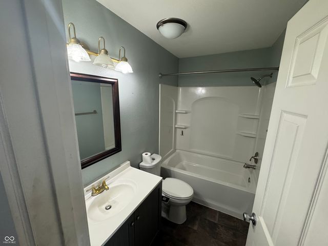 9936 Nightsong Lane, Avon, IN 46123