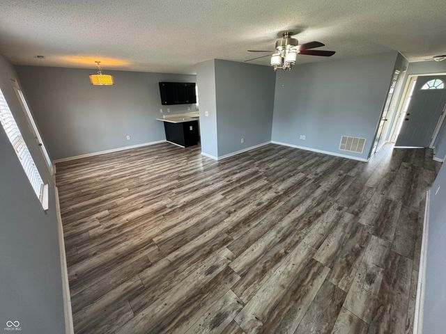 9936 Nightsong Lane, Avon, IN 46123