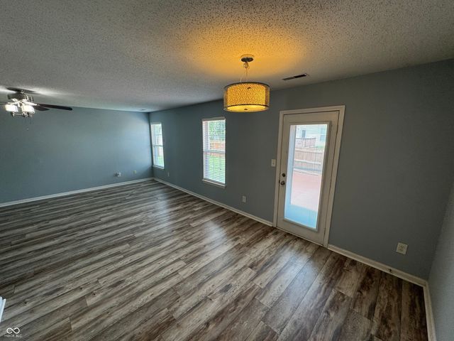 9936 Nightsong Lane, Avon, IN 46123