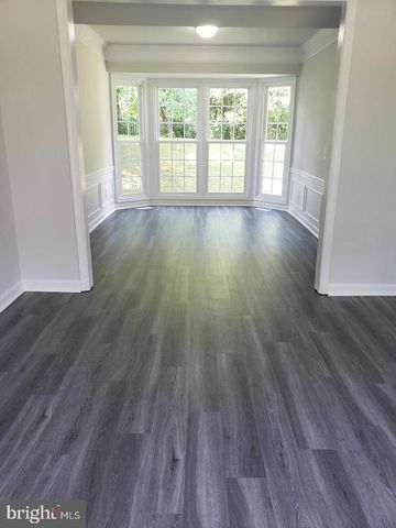 5906 CASCADE DR, Fredericksburg, VA 22407