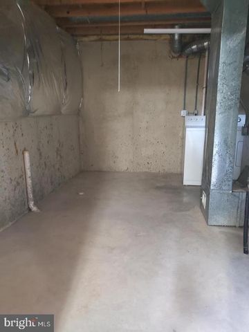 5906 CASCADE DR, Fredericksburg, VA 22407