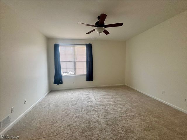 404 River Glen Drive NE, Warren, OH 44484