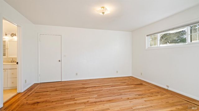 1130 Duer Rd, Sebastopol, CA 95472