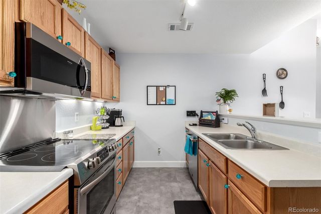 4211 S Blackhawk Circle 8C, Aurora, CO 80014