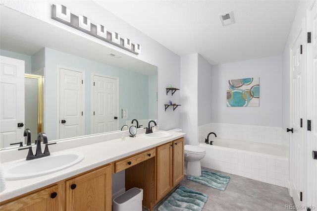 4211 S Blackhawk Circle 8C, Aurora, CO 80014