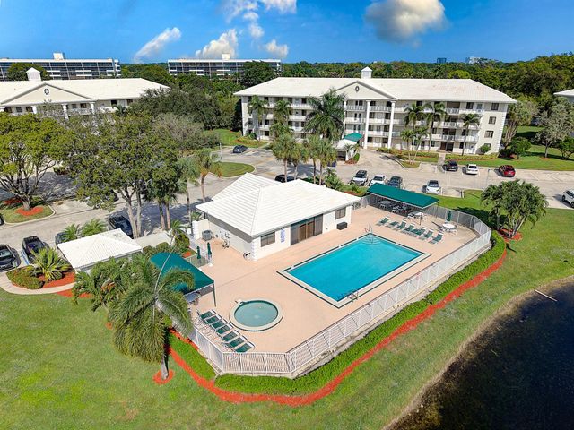6061 Balboa Circle 102, Boca Raton, FL 33433