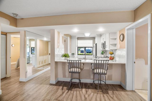 6061 Balboa Circle 102, Boca Raton, FL 33433