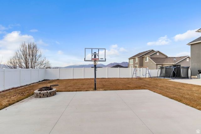 1033 N CHRISTLEY LN, Elk Ridge, UT 84651