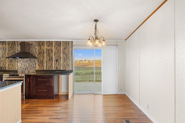 1099 Private Road 4041, Dime Box, TX 77853