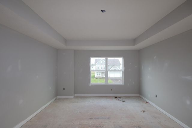 198 Silver Pine Lane, Lewis Center, OH 43035