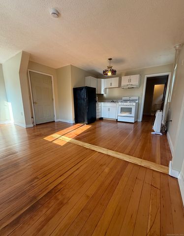 113 East Main Street, Thomaston, CT 06787