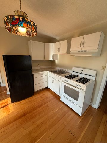 113 East Main Street, Thomaston, CT 06787