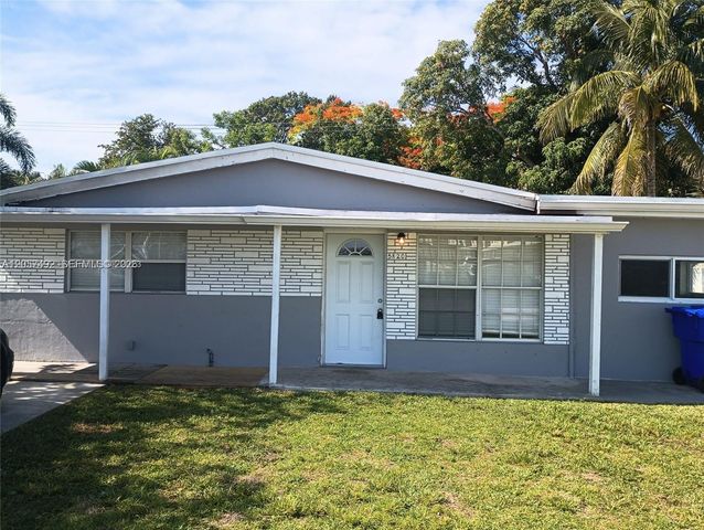 5820 Atlanta St F, Hollywood, FL 33021