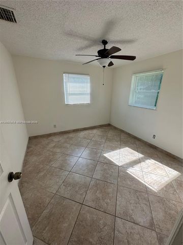 5820 Atlanta St F, Hollywood, FL 33021