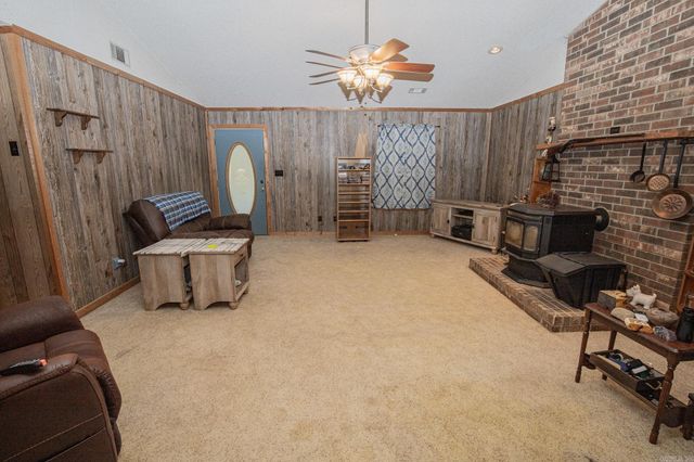 379 Grant County Rd 167077, Sheridan, AR 72150