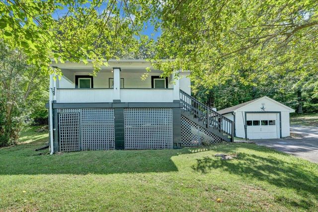 4331 Yellow Mountain RD, Roanoke, VA 24014