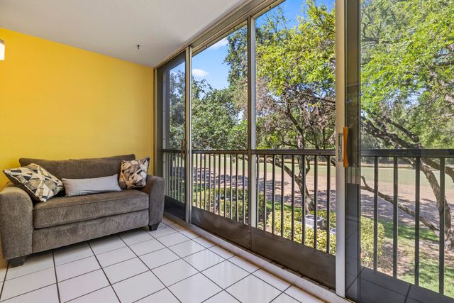 1000 SW 125th Avenue 211, Pembroke Pines, FL 33027