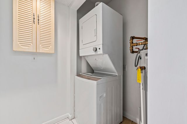 1000 SW 125th Avenue 211, Pembroke Pines, FL 33027