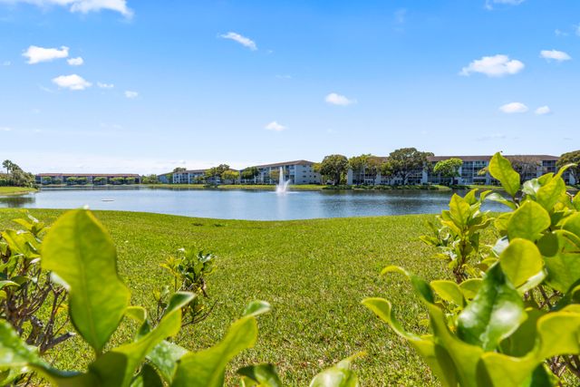 1000 SW 125th Avenue 211, Pembroke Pines, FL 33027