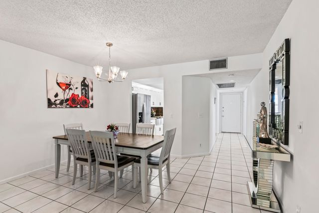 1000 SW 125th Avenue 211, Pembroke Pines, FL 33027