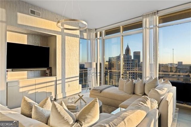 1065 Peachtree Street NE 3604, Atlanta, GA 30309