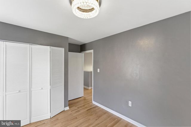 9710 ASHBOURN DR, Burke, VA 22015