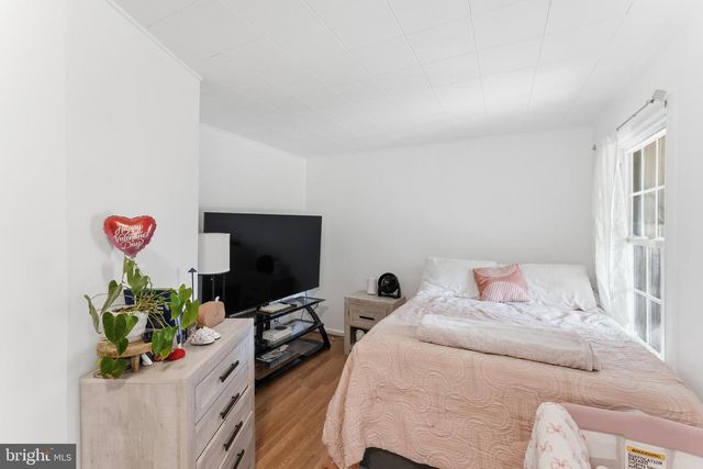 9710 ASHBOURN DR, Burke, VA 22015