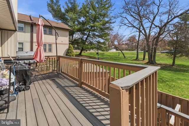 9710 ASHBOURN DR, Burke, VA 22015