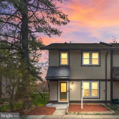 9710 ASHBOURN DR, Burke, VA 22015