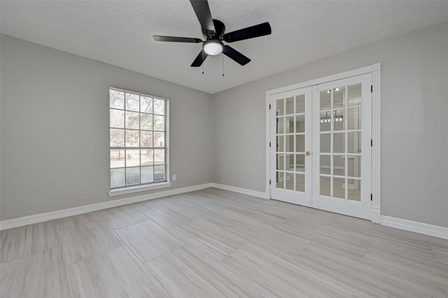 6503 Trailway Lane, Spring, TX 77379