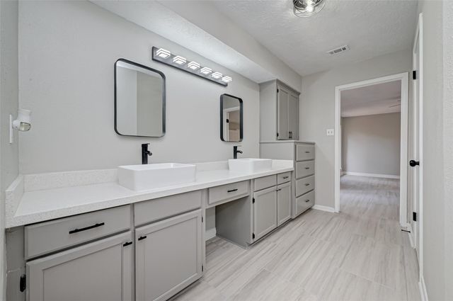 6503 Trailway Lane, Spring, TX 77379