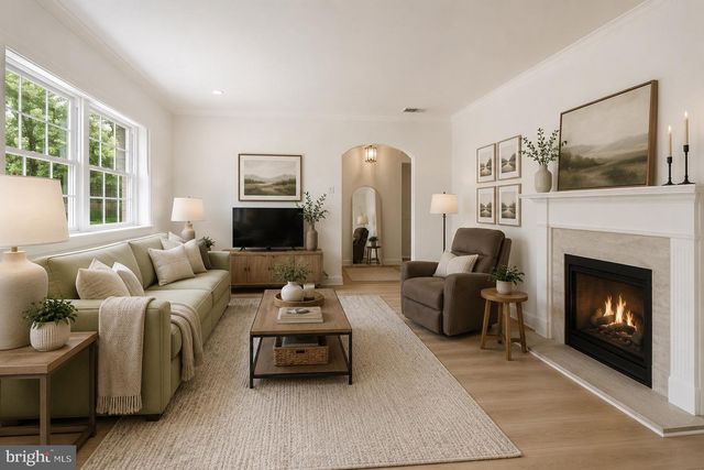 3226 W PENN ST, Philadelphia, PA 19129