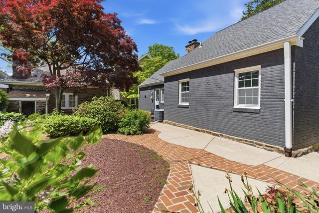 3226 W PENN ST, Philadelphia, PA 19129