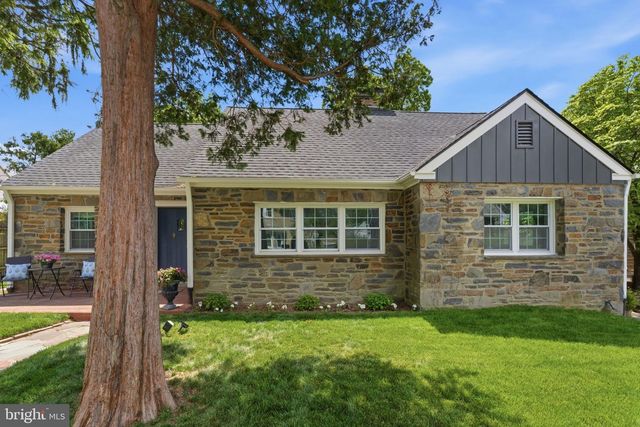 3226 W PENN ST, Philadelphia, PA 19129