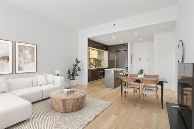 75 Wall St Apt 37K, New York City, NY 10005