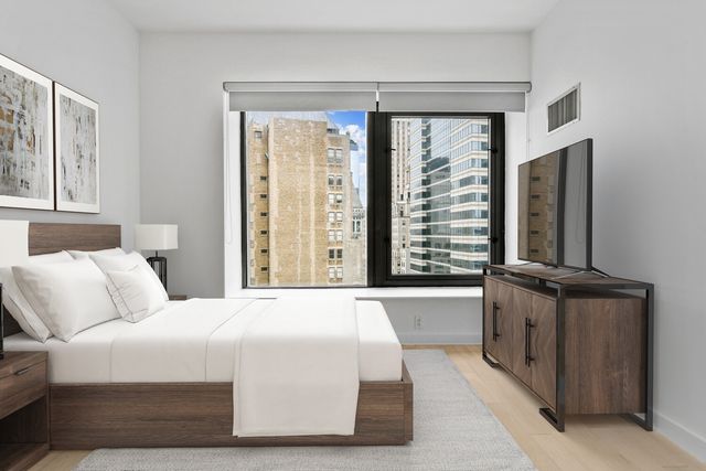 75 Wall St Apt 37K, New York City, NY 10005