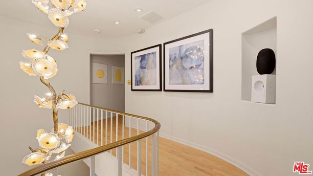 1506 Club View Drive, Los Angeles, CA 90024