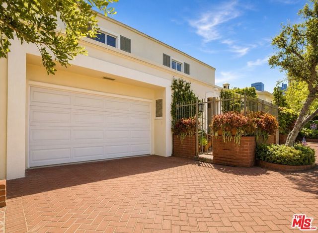 1506 Club View Drive, Los Angeles, CA 90024