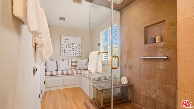 1506 Club View Drive, Los Angeles, CA 90024