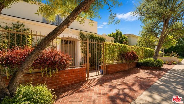 1506 Club View Drive, Los Angeles, CA 90024