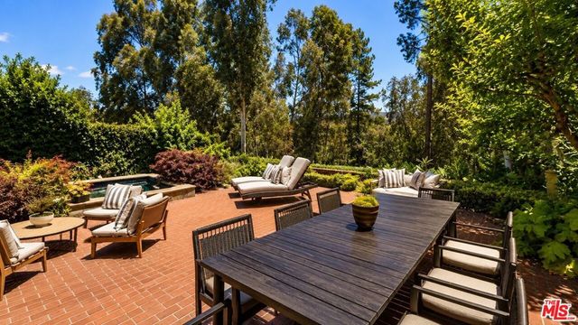 1506 Club View Drive, Los Angeles, CA 90024