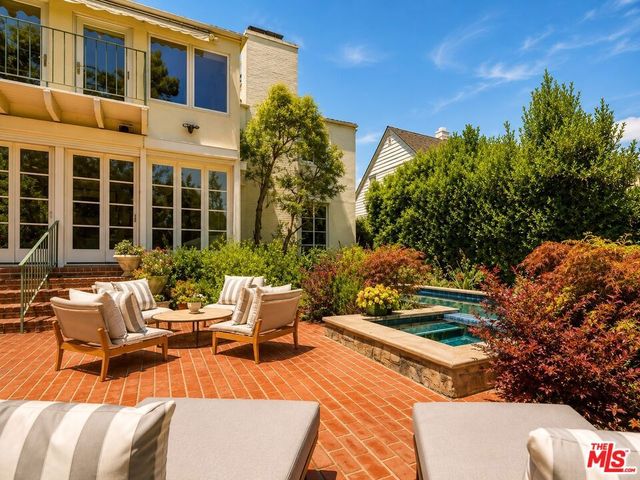 1506 Club View Drive, Los Angeles, CA 90024