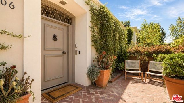 1506 Club View Drive, Los Angeles, CA 90024