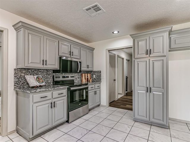 705 NW 143rd Street, Edmond, OK 73013
