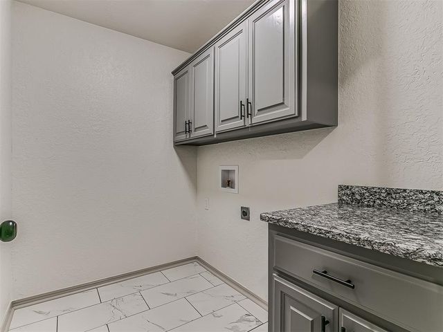 705 NW 143rd Street, Edmond, OK 73013