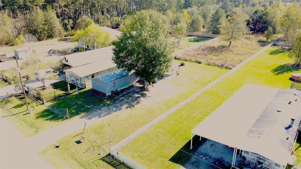 1570 County Road 3479a, Cleveland, TX 77327