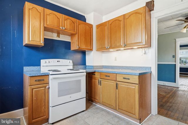 107 E MAIN ST, Pottstown, PA 19465