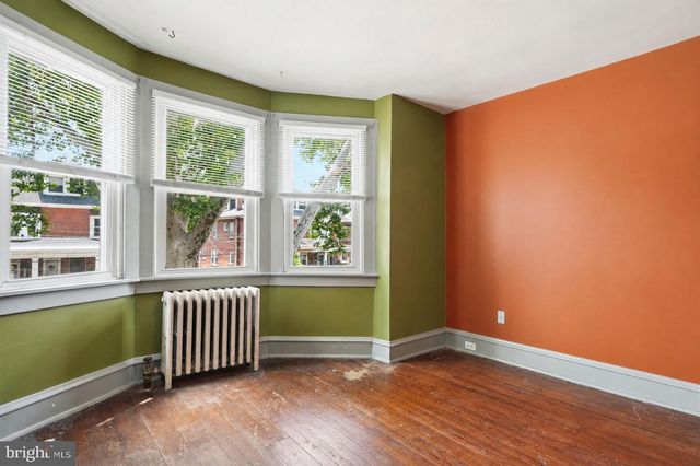 107 E MAIN ST, Pottstown, PA 19465
